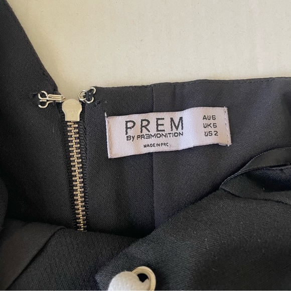 PREM Premonition Elegant Black One-Shoulder Dress with exquisite details - Picture 6 of 14